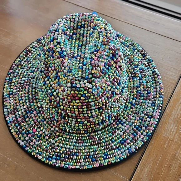 NWT BEAUTIFUL JEWEL HAT - Picture 10 of 10
